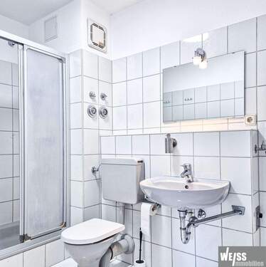 Bad_Dusche - Etagenwohnung mit 51,00 m² in Würzburg zur Miete