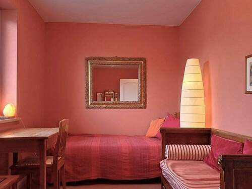 Ein Gäste- oder Kinderzimmer - 