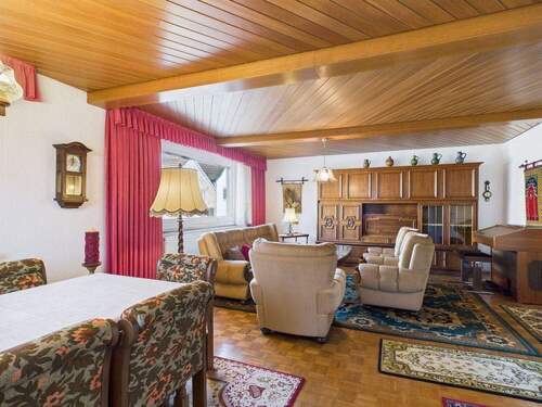 Wohnbereich Obergeschoss - 6 Zimmer Einfamilienhaus zum Kaufen in Theres / Untertheres