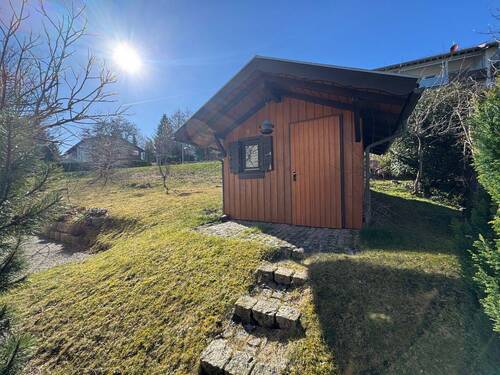 Gartenhaus - Einfamilienhaus mit 106,00 m&sup2; in Schönwald im Schwarzwald zum Kaufen