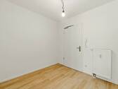 Ansicht II: Flur/Eingangsbereich - 3 Zimmer Etagenwohnung zur Miete in Dresden