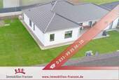 Außenansicht - Traumhafter Neubau-Bungalow! - 964.800,00&nbsp;EUR Kaufpreis, ca.&nbsp; 154,00&nbsp;m&sup2;&nbsp;Wohnfl&auml;che
