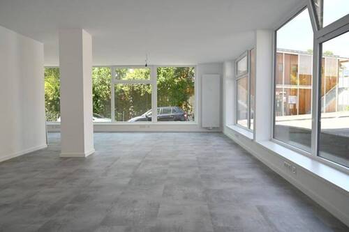 Büro Eingangsbereich - Büro mit 86,00 m&sup2; in Stuttgart zur Miete