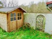 Hinterer Garten mit neuem Gartenhaus 1.jpeg - 