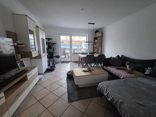 Wohnzimmer - Mehrfamilienhaus, Wohnhaus mit 91,00 m&sup2; in Hamburg zum Kaufen