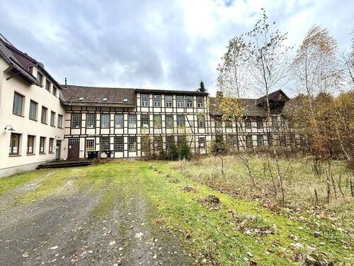 Außenansicht Rückwertig 1 - 