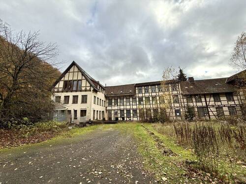 Außenansicht Rückwertig 2 - 