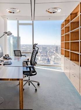 2 Personen Büro - Exklusive 50 m² Büroraum auf der 37. Etage - Top-Aussicht in Frankfurt