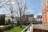 Blick_in_den_Garten - 