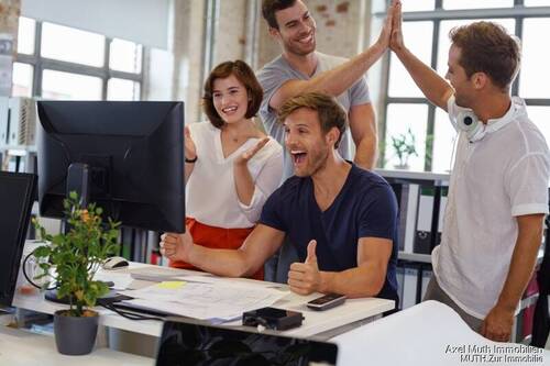 Arbeiten im Wohnhaus - Vielseitiges Wohn-und Geschäftshaus mit Büro und Nebengebäuden
