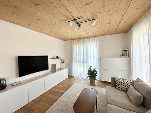 Wohnzimmer - Etagenwohnung mit 83,00 m&sup2; in Poxdorf zum Kaufen