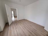 Einblick Schlafzimmer Bild 2 - 
