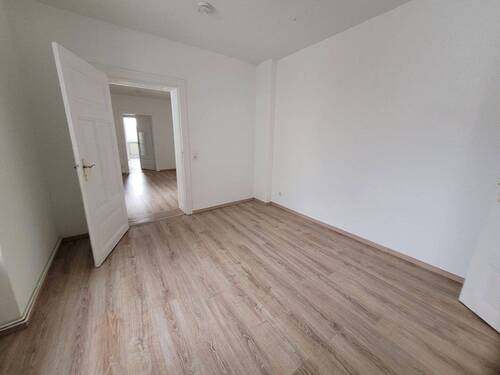 Einblick Schlafzimmer Bild 2 - 