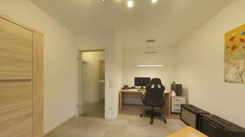 Kinderzimmer/Büro EG - 