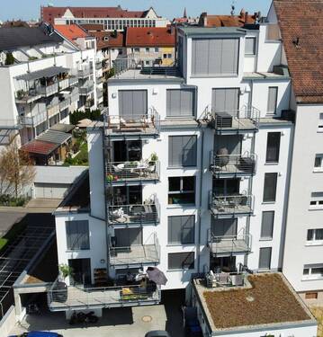 Ansicht - Luxuriöse 3-Zimmer-Wohnung mit zwei Balkonen in Nürnberg