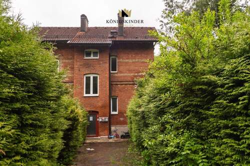 Außenansicht - 1 Zimmer Mehrfamilienhaus, Wohnhaus zum Kaufen in Lichtenstein