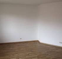 Helle 1-Raum-Wohnung mit Balkon & separater Küche in Leipzig - Stellplatz optional