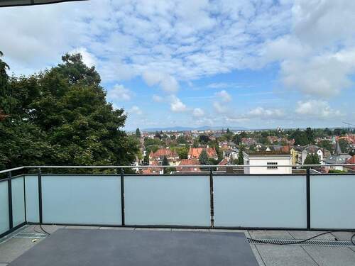 Terrasse - 4 Zimmer Etagenwohnung in Freiburg im Breisgau