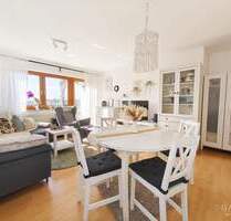 Helle Dachgeschoss-Wohnung mit Süd-Balkon in ruhiger Lage von Horb am Neckar