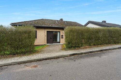 Hauseingang - 7 Zimmer Einfamilienhaus zum Kaufen in Mechernich