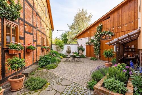 Gestaltungsmöglichkeit Innenhof - KI generiert - 