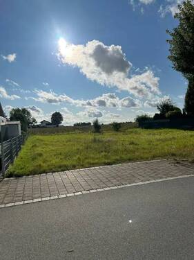 Sonnenschein - Grundstück zum Kaufen in Straubing