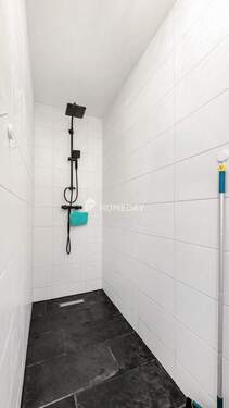 1. OG Badezimmer 3 - 