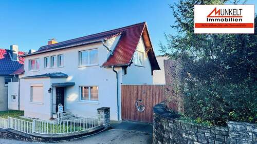 Einfamilienhaus - Ihr neues Zuhause: Gepflegtes Einfamilienhaus, sofort verfügbar