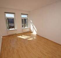 Erdgeschosswohnung: 3-Zimmer mit Balkon - direkt am Lene-Voigt-Park - Leipzig Reudnitz-Thonberg