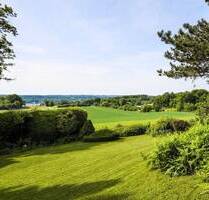 Exklusives Baugrundstück mit Weitblick bis zum See - Berg