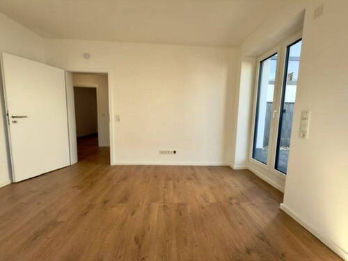 Zimmer 2 - 