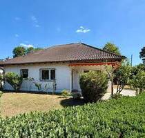 Mein Domizil-alles auf einer Ebene! Freuen Sie sich auf diesen Bungalow in guter Nachbarschaft. - Bad Honnef