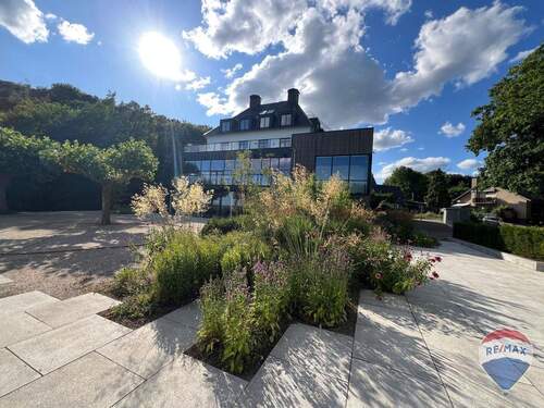 2cd7255b-60be-48df-b553-97683534c0c8 - 