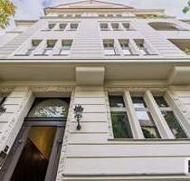 Vermietete Dachgeschosswohnung mit Balkon & Aufzug - herrschaftlicher Altbau in Grunewald - Berlin Schmargendorf