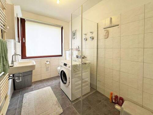 Duschbad - Etagenwohnung mit 88,00 m&sup2; in Bremen zum Kaufen