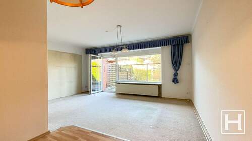 Wohnzimmer - 4 Zimmer Reihenendhaus in Wahlstedt