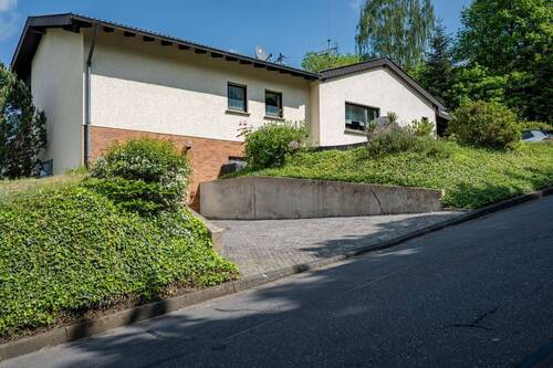 Außenansicht - 4 Zimmer Einfamilienhaus in Burgbrohl