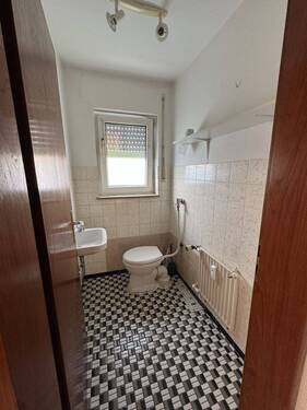 WC - 