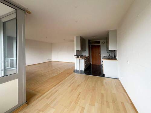 Wohn- und Essbereich - 3 Zimmer Etagenwohnung in Stuttgart