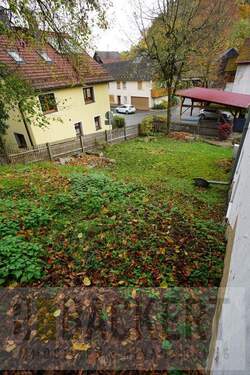 seitlicher Gartenbereich - 