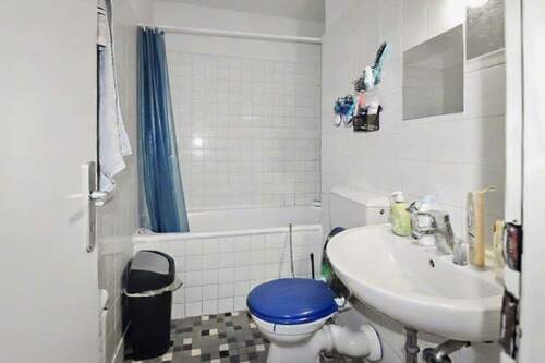 Bad - Etagenwohnung mit 42,20 m&sup2; in Hamburg zum Kaufen