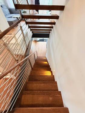 Treppe zum UG - 