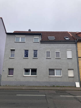 Straßenansicht - 2 Zimmer Etagenwohnung zur Miete in Delitzsch