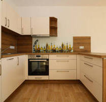 - Tolle 2-RW mit Einbauküche sucht Dirigenten für gemeinsame Kochabenteuer!!! - Freiberg