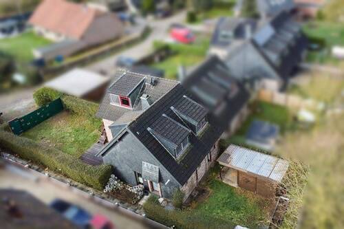 Grundstück (2) - 