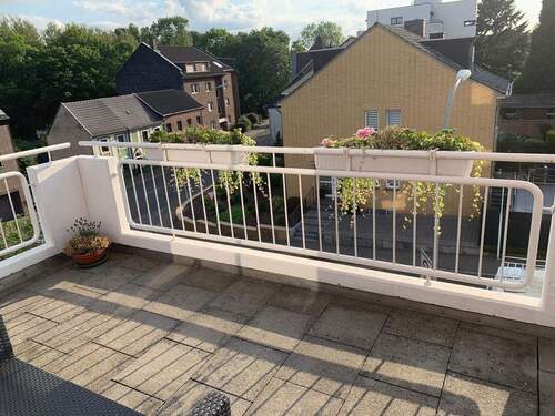 Balkon - 3 Zimmer Etagenwohnung in Mönchengladbach-Wickrath