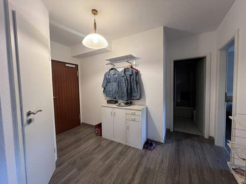 Diele - Etagenwohnung mit 79,80 m² in Mönchengladbach-Wickrath zum Kaufen