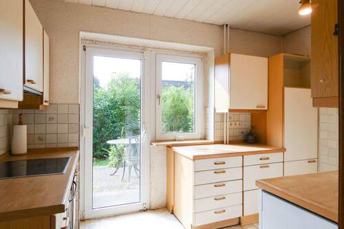 ist lichtdurchflutet und - 