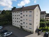 Außenansicht Eingang - 4 Zimmer Etagenwohnung in Singen