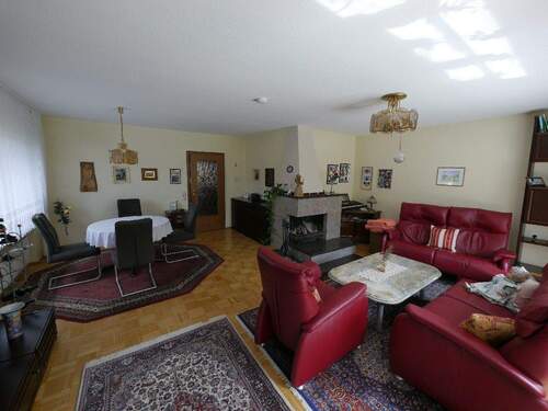 Wohnzimmer mit Kamin - 
